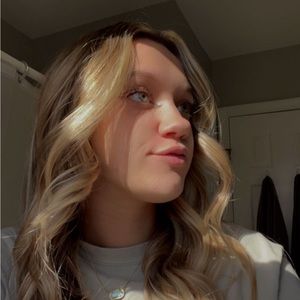 Meet your Posher, Taryn